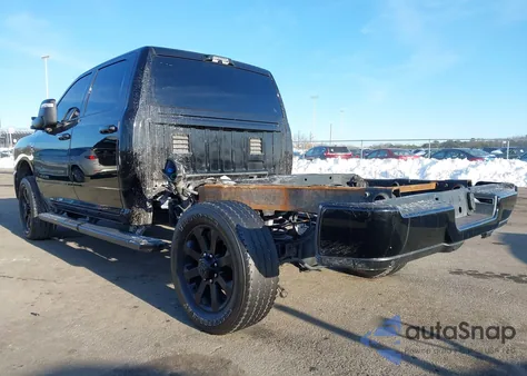 2024 Ram 2500 Big Horn 4X4 6'4 Box z USA, uszkodzony, nr VIN 3C6UR5DL2RG106300